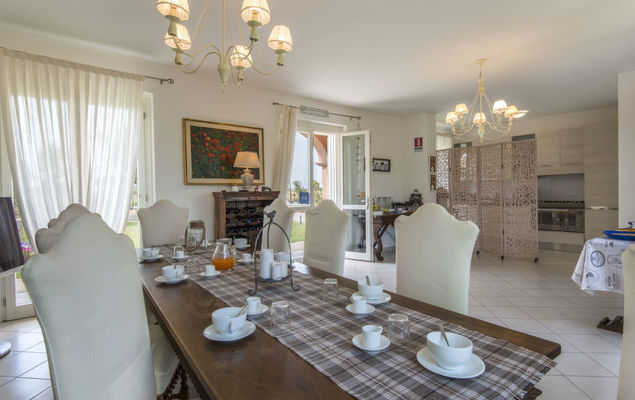 Marina Velca - Photo 5